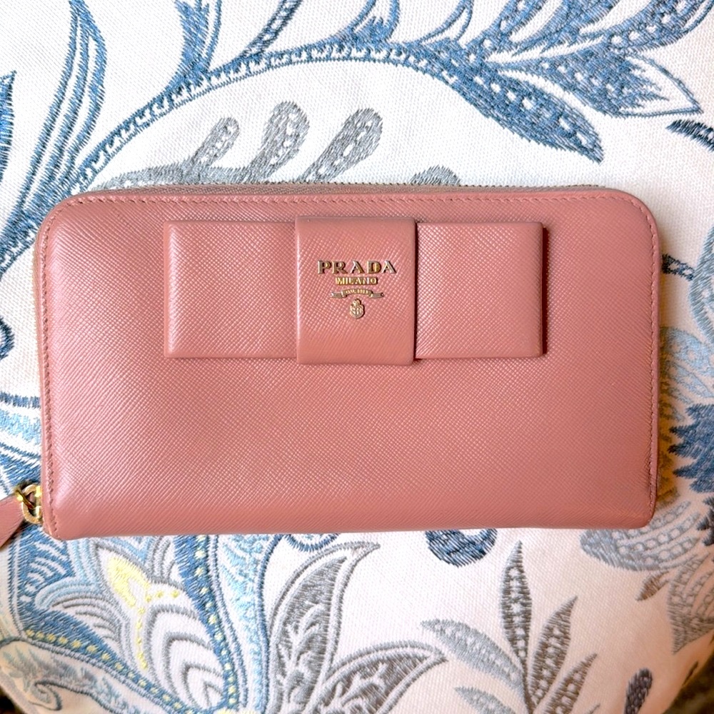 PRADA PINK BOW SAFFIANO FIOCCO LONG ZIP WALLET